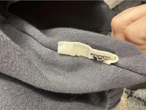 Adidas Women's Black and Grey Sweatshirt - Image 3