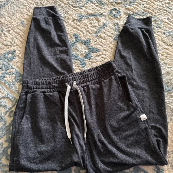 Vuori performance jogger - Image 2
