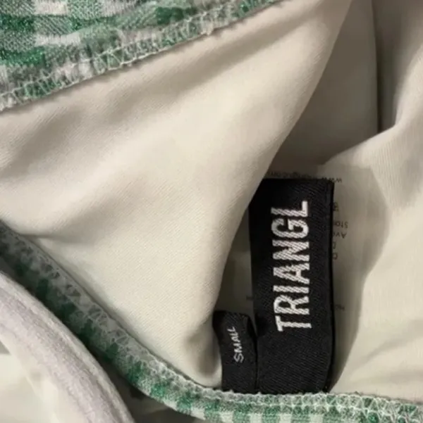 Triangl Bikini - Image 4