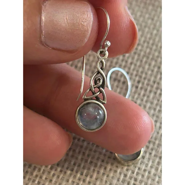Lot a620 925 sterling silver earrings 1 1/4 inch long - Image 5