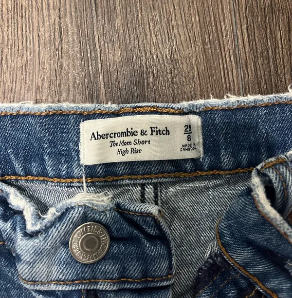 Abercrombie High-Rise Mom Shorts - Image 3