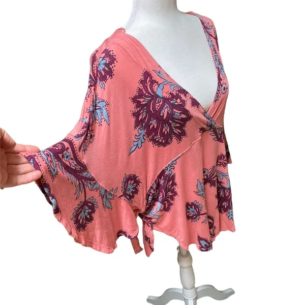Free People Maui Wowie Pink Paisley Boho Top XS Oversized Flowing Side Ties - Image 4