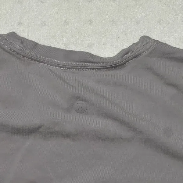 Lululemon Women’s Short Sleeve T-Shirt Light Purple Athletic Tee - Image 3