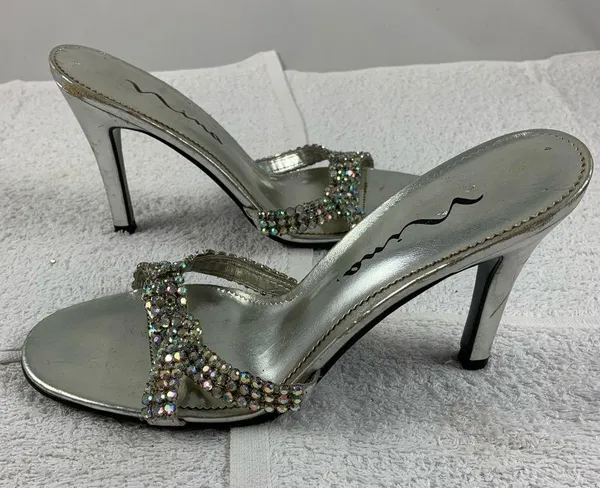 Nina 9M Jewel Peep Toe 3” Kitten Heels - Image 3
