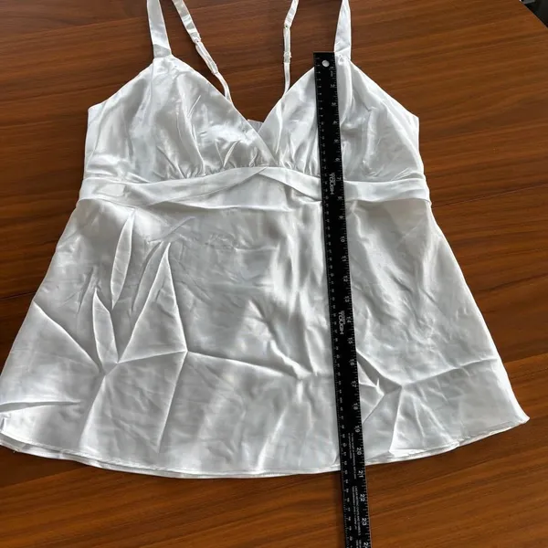 Flora by Flora Nikrooz White Satin Blouse Slinky Sleepwear Tank Top Summer‎ XL - Image 9