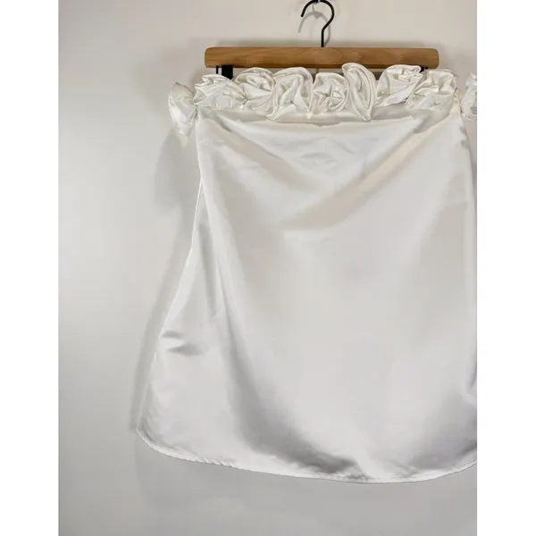 NWT WeWoreWhat Womens Dress White Rose Mini Satin Strapless A Line Party Size 6 - Image 6