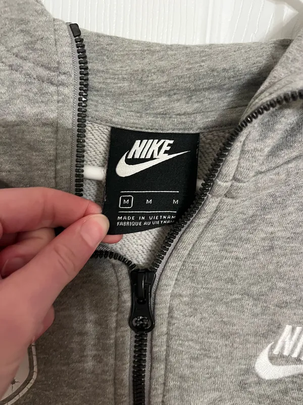 Grey Nike Quarter-Zip Sweatshirt - Image 3