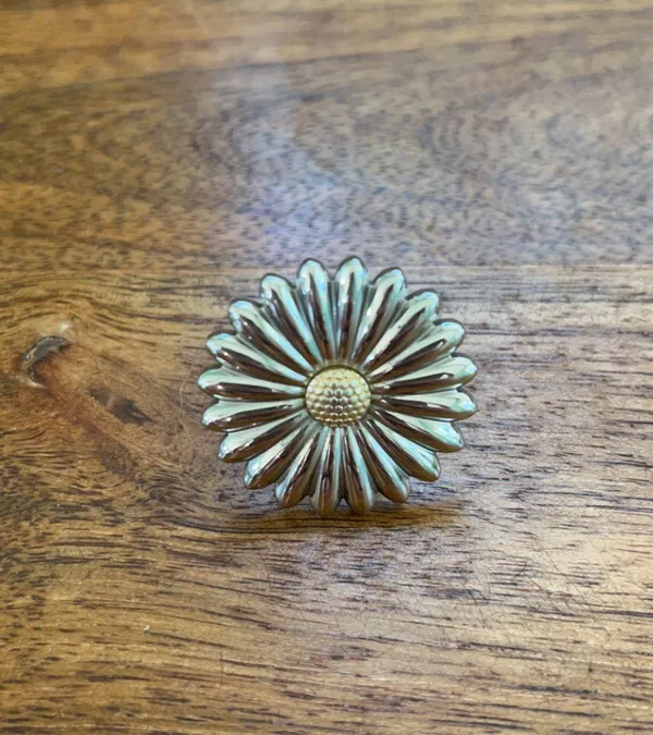 Large Daisy  & Gold Plated Ring - Image 2