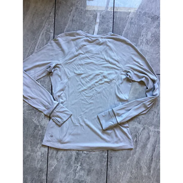 Lululemon Ribbed Long Sleeve Running Top Lavender Thumbholes Size 6 - Image 6