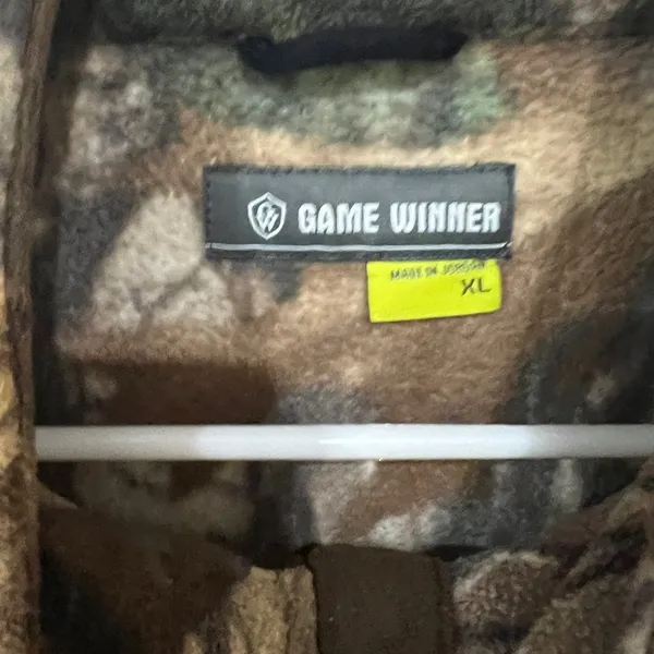 FINAL PRICE Game Winner Camouflage Fleece Jacket - Image 4