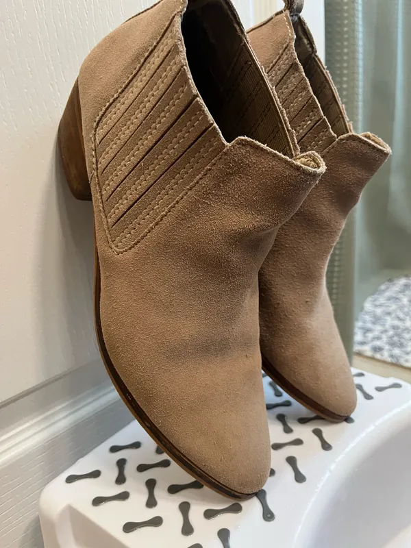 DV by Dolce Vita Booties - Image 2