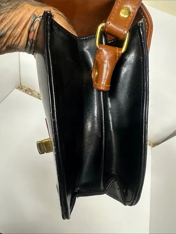 Vintage Moda Italiana Leather Brown Black Turnlock Crossbody Bag Handled Purse. - Image 10