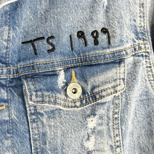 Art Class Taylor Swift Inspired Embroidered Jean Jacket 1989 Era Version 10 12 Large‎ 162 - Image 9