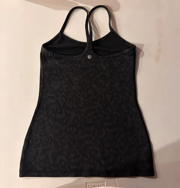 Lululemon Power Pose Tank Size 4 - Image 2