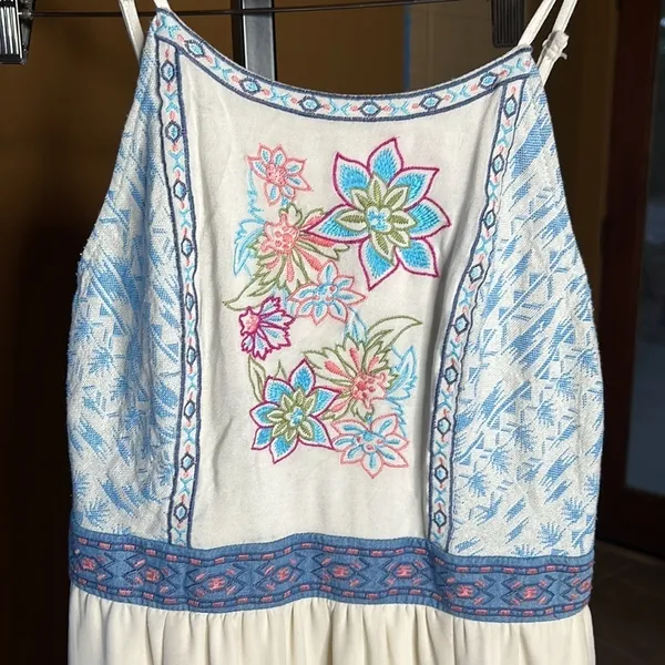 Flying Tomato Sleeveless Embroidered Waist Lined Goddess Maxi Dress Size Medium - Image 3