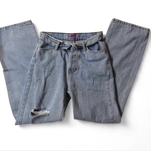 Edikted‎ Light Wash V-Waist Distressed Straight Leg Jeans Size S - Image 2
