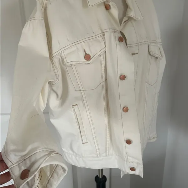 Free People Off-White Denim Jacket - Image 5