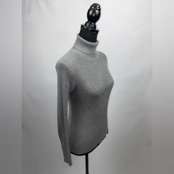 Turtleneck Sweater Grey Rib Knit Large Ambiance Apparel Stretch Top - Image 6