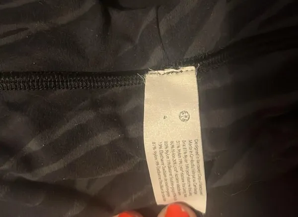 Lululemon Yoga bra - Image 4