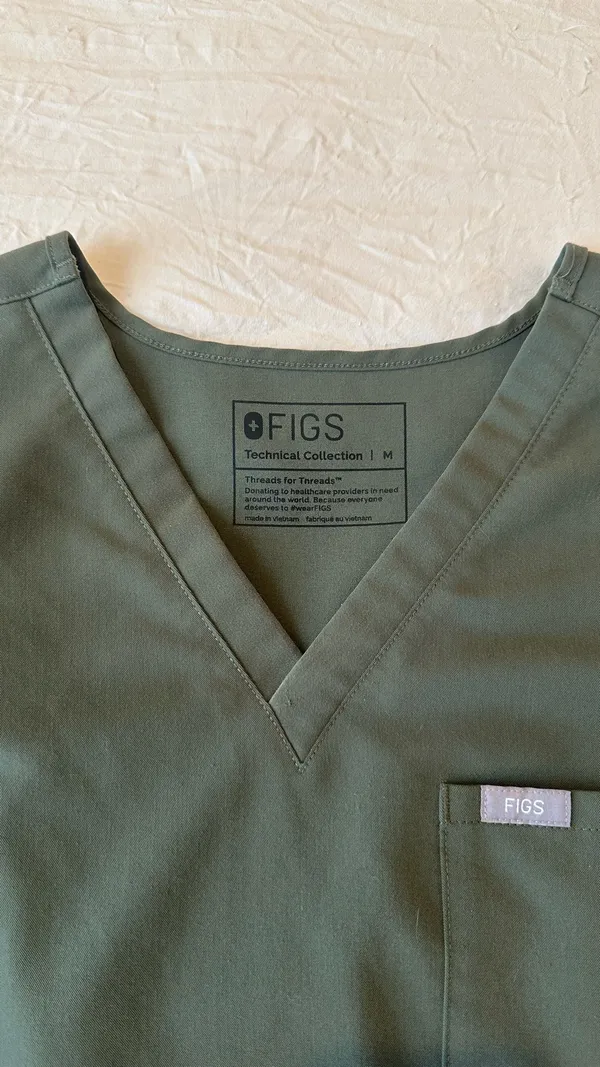 Moss Green FIGS Scrubs Set - Image 6