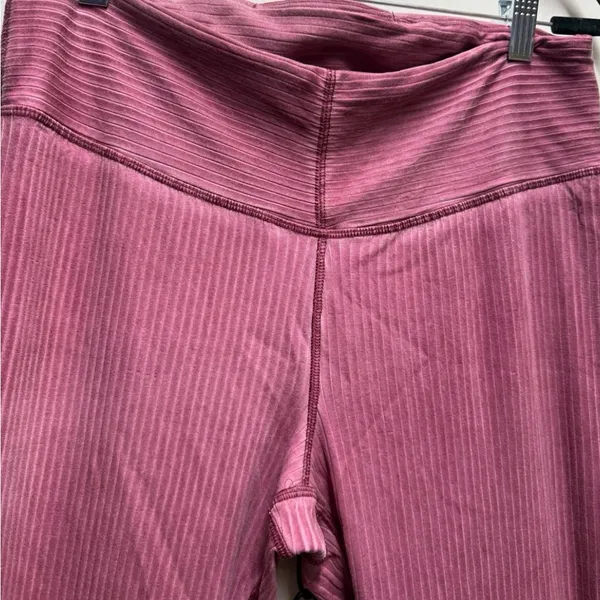 Free People Mark My Words Slim Flares. Size Large - Image 5