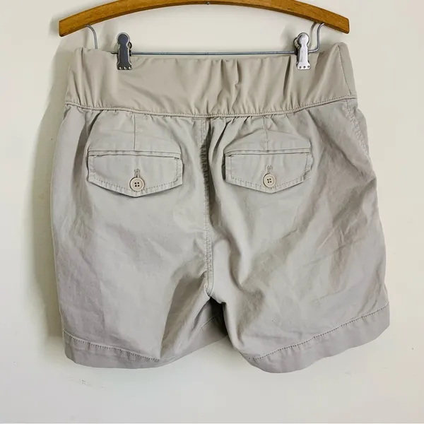 Gap Maternity Khaki Stretch Shorts Tan size 10 - Image 2