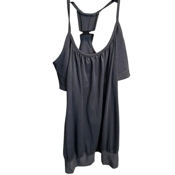 Lululemon No limit Womens Black Racerback Tank Top w built in bra sz 4/6 - Image 8