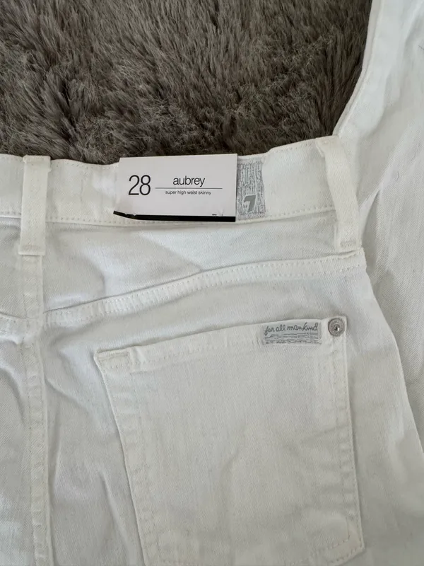 7 For All Mankind Aubrey High-Waisted Skinny Ankle Jeans - Image 7