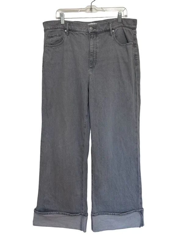 LOFT Cuffed High Rise Wide Leg Jeans in Light Gray - Size 32/14 - Image 3