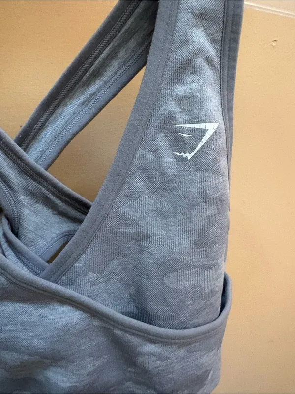 Gymshark Adapt Camo Seamless Bra in Light Gray - Image 8