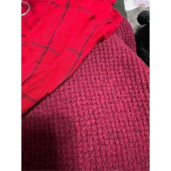 Loft V-Neck Pullover Sweater Woman’s Size Small - Image 13