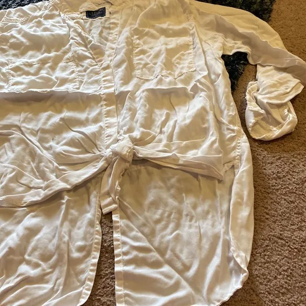 Abercrombie white blouse L‎ - Image 3