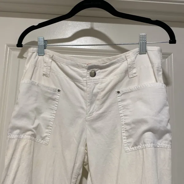 Free People white corduroy pants, size 2 - Image 2