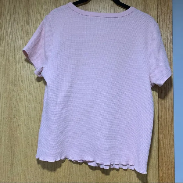 Old Navy Short-Sleeve Cropped Lettuce-Edge Waffle-Knit T-Shirt - Size XL - Image 3