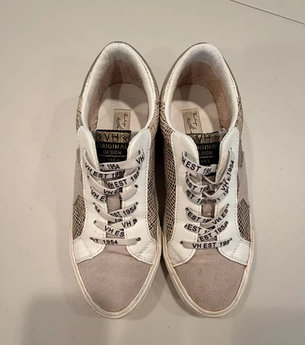 Vintage Havana | Grande snakeskin sneakers. Size: 7.5 - Image 5