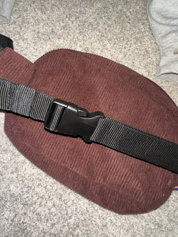 x Tim Hortons Limited Edition Fanny Pack - Image 5