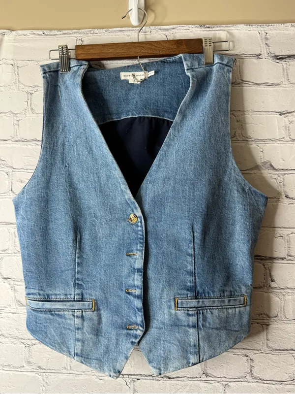 Good American Light Denim Vest with Gold-Tone Buttons size medium - Image 7