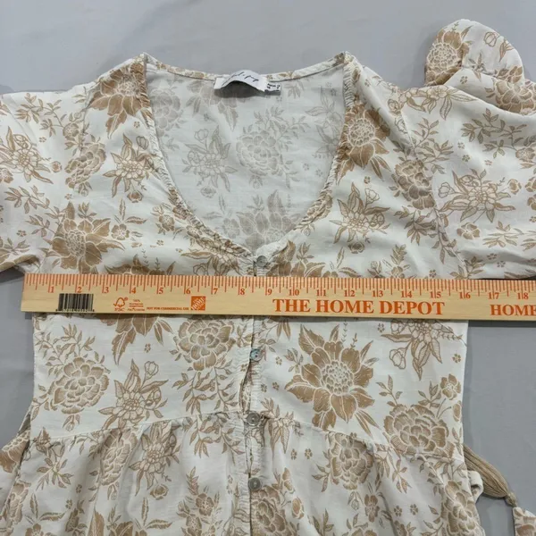 Petal + Pup Floral Button Front‎ Midi Dress Tan White Boho Flutter Sleeve Size 8 - Image 6
