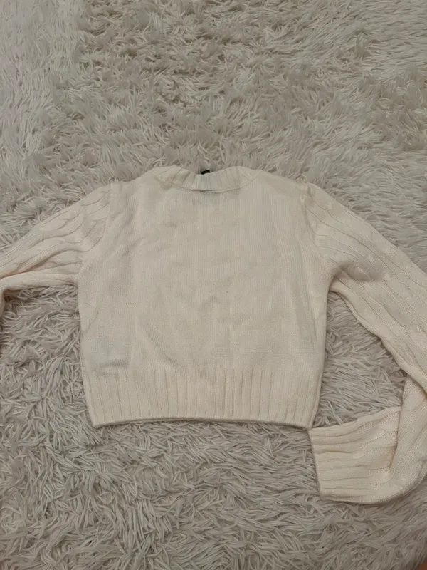 H&M white cable knit sweater pullover crewneck - Image 2