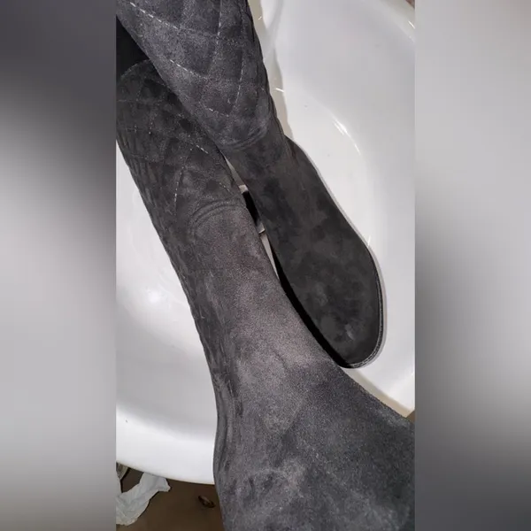 Tommy Hilfiger Babette Black Quilted Tall Knee-High Riding / Rain Boots – Size 8 - Image 12