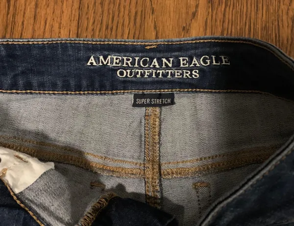 American Eagle Jean Shorts size 4 HiRise Shortie Super Stretch - Image 4