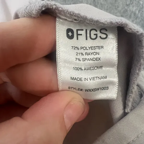 Figs Technical Collection Woman Size XXS beige‎ scrub Top with logo - Image 5