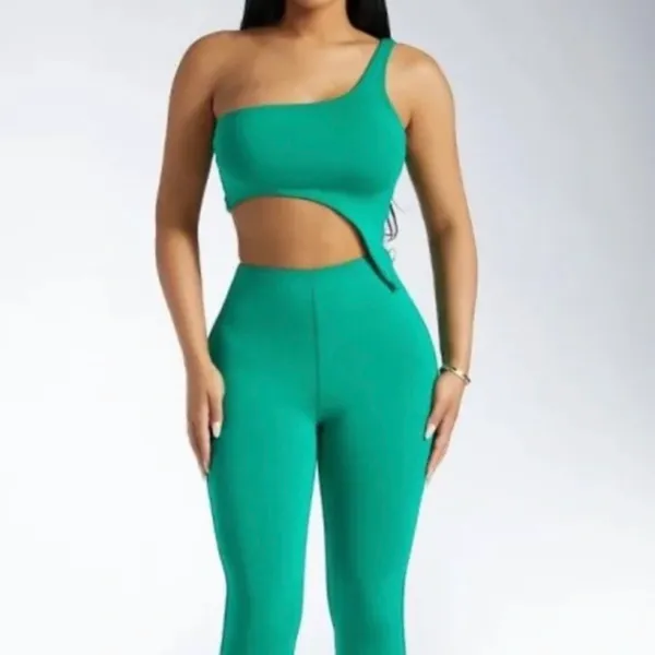 🆕 NWT Naked Wardrobe | Smooth Side Crop Top | Asymmetric | Green - Image 2