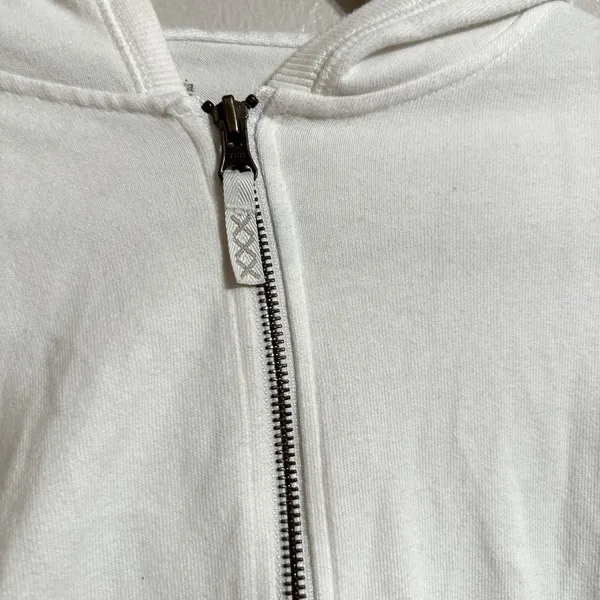 Columbia 𝅺 Sweater - Image 4