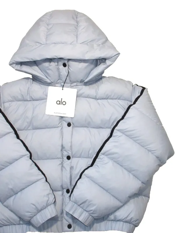 NWT Alo Aspen Love Puffer Jacket in Winter Frost Blue Oversized Hooded M - Image 3