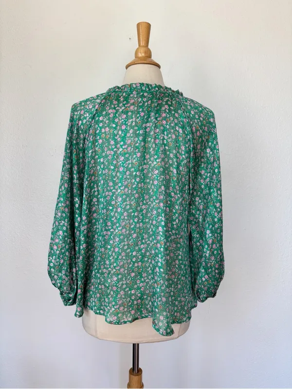 Green Floral 3/4th Sleeve Metallic Blouse - Image 3
