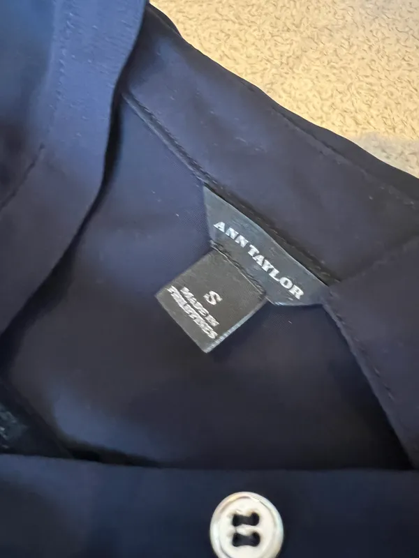 Ann Taylor Navy Blouse - Image 9