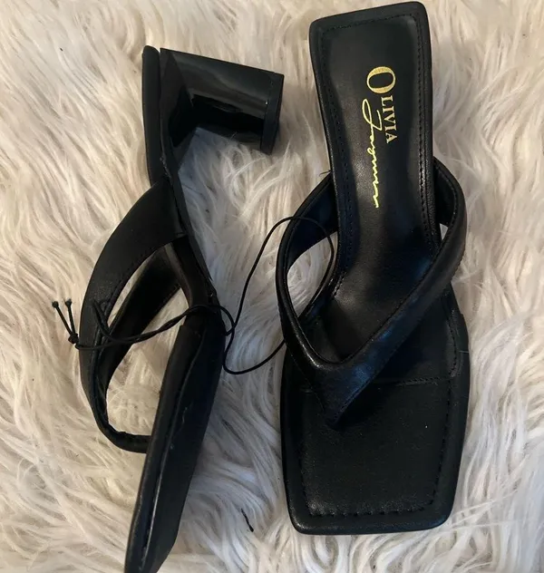 Forever 21 Black Sandal Block Heels - Image 3