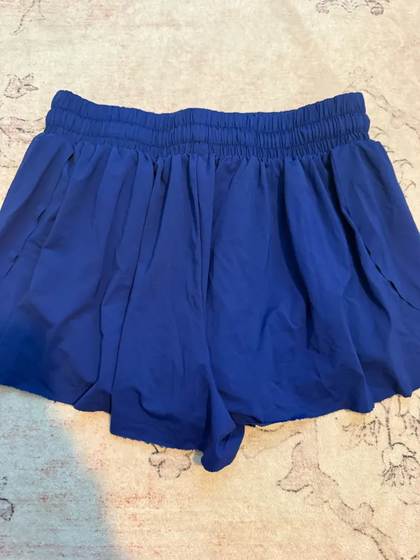 Stretch dri fit flared shorts Blue Size M - Image 3