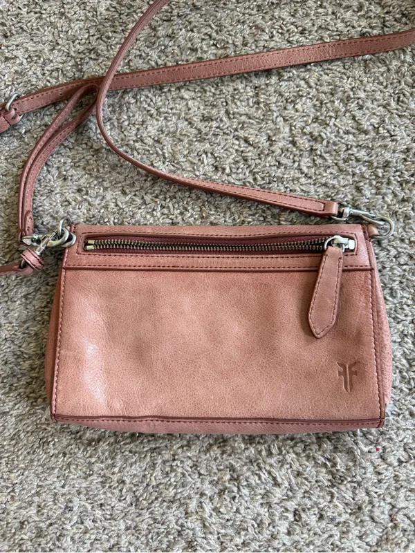 Frye Reed Leather Wristlet Crossbody in Dusty Rose - Image 6